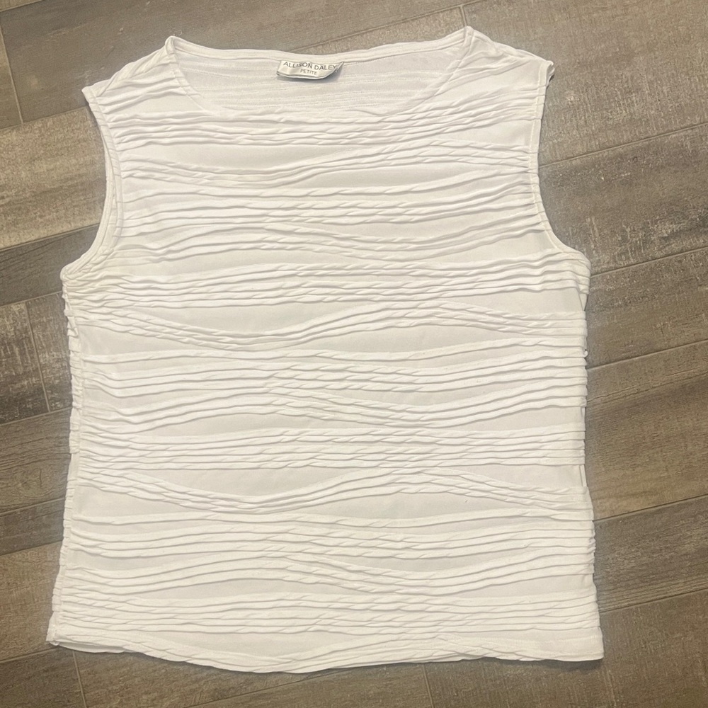 Allison Daley Ivory Ripple Tank Top